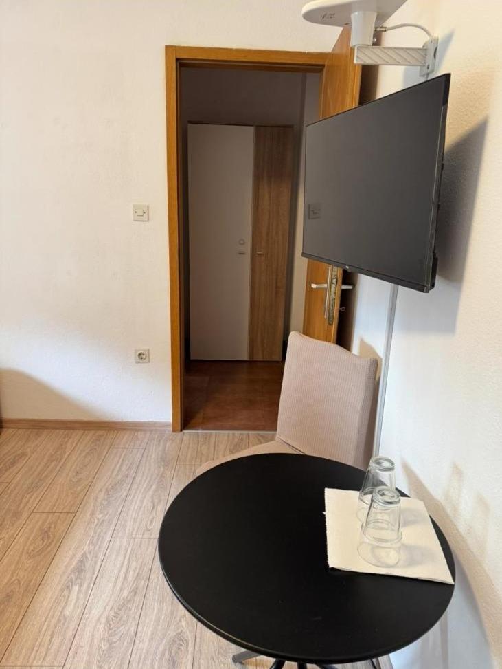 Marsic Apartments & Rooms Baška Voda Εξωτερικό φωτογραφία